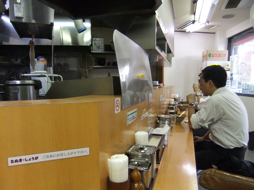 丸山製麺新橋店＠新橋の店内１29120902.JPG