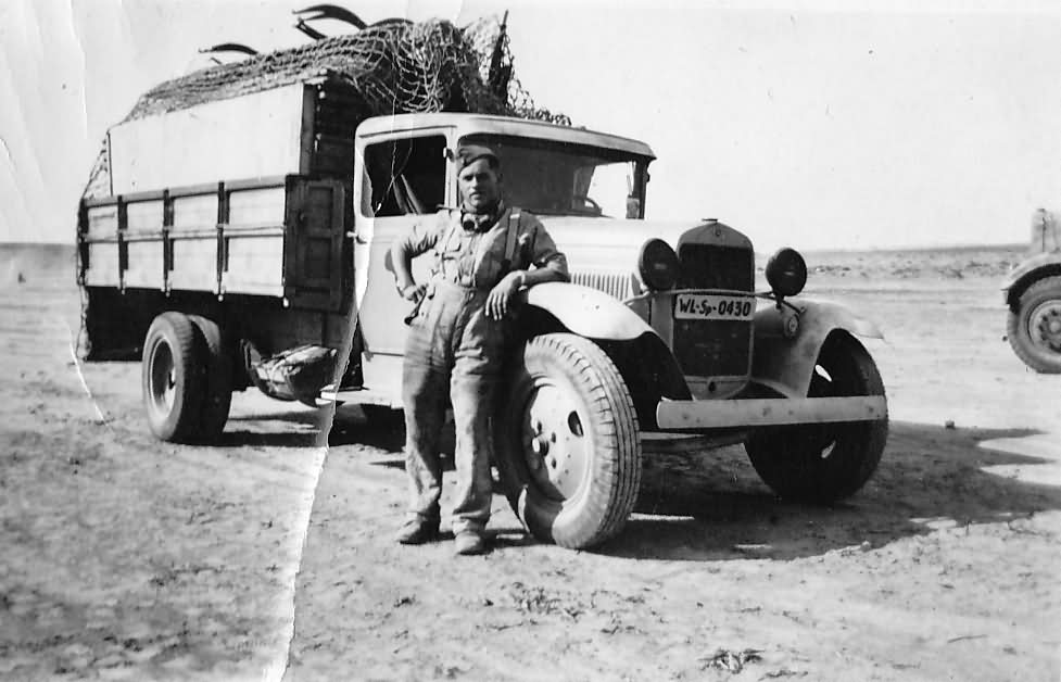 Wehrmacht_truck_afrika_korps_dak.jpg