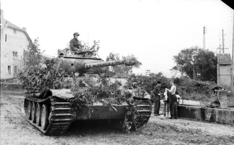 Panther_ausf_G_France_1944_6.jpg