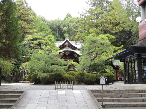 京都 岡崎神社 丸太町通り 兎の狛犬さん 京都 Reizinnのブログ 楽天ブログ
