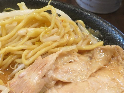 20160121_そい屋_びっくりチャーシュー味噌らー麺_裏_fT.JPG