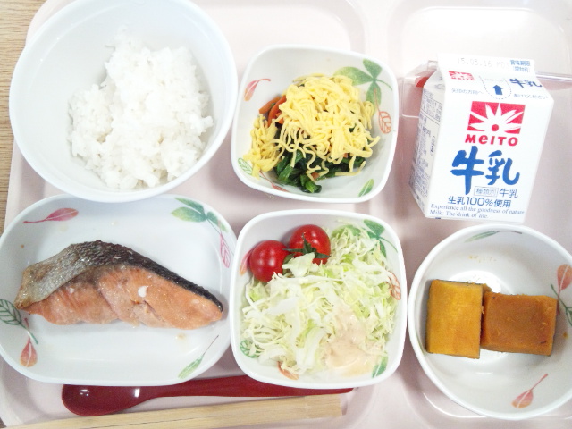 鮭のムニエル