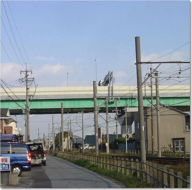 05行く手に道路.JPG