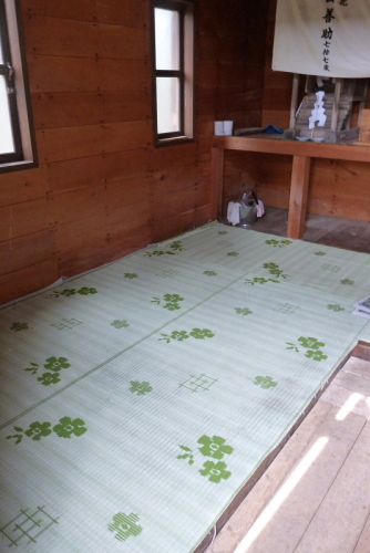 田代山避難小屋320140524.jpg