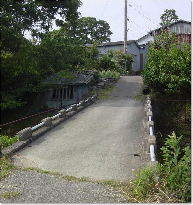 32この橋を渡る