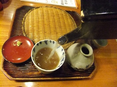 池の端藪蕎麦のそば湯20130302.JPG