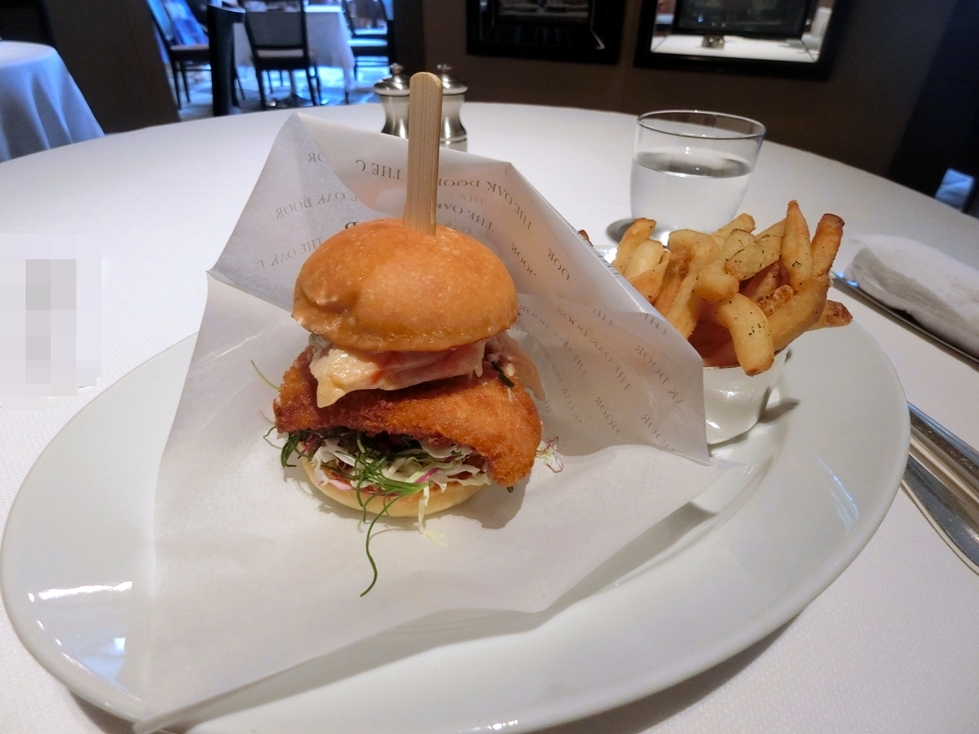 オークドア　ウィンタークラブバーガー.JPG
