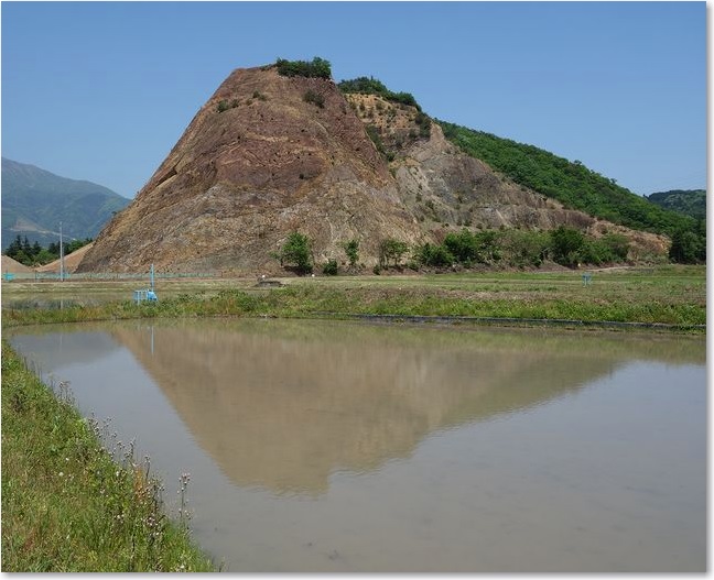 19ふり向くと水鏡