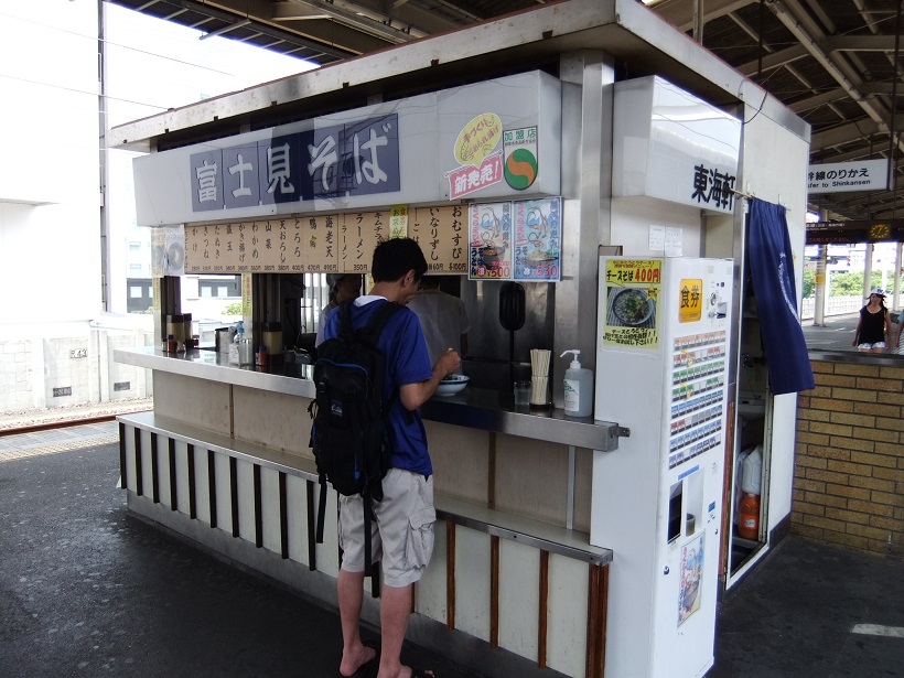 富士見そば＠ＪＲ静岡駅（上り）20130728.JPG