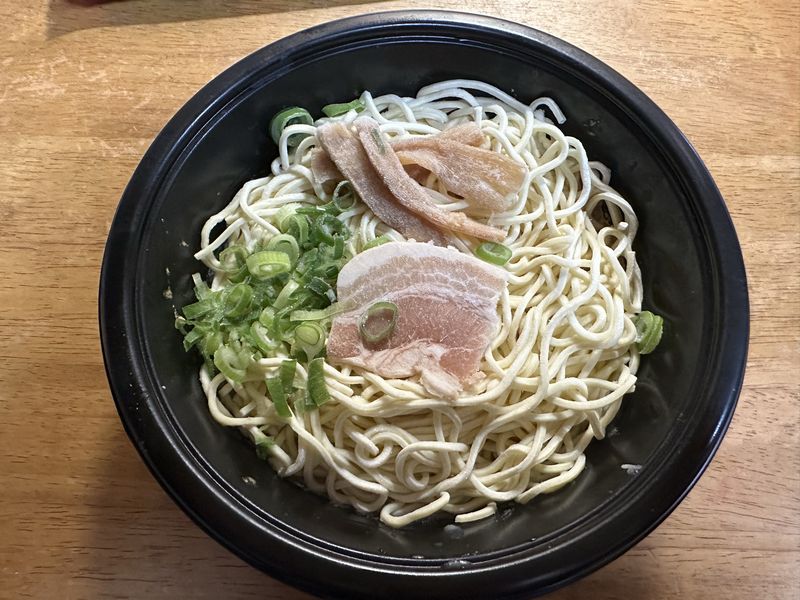 天下一品冷凍ラーメン_02.jpg