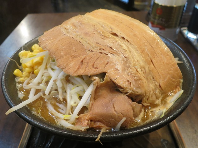 20160121_そい屋_びっくりチャーシュー味噌らー麺1_fT.JPG