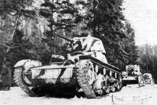 T-26_(Battle_of_Moscow).jpg