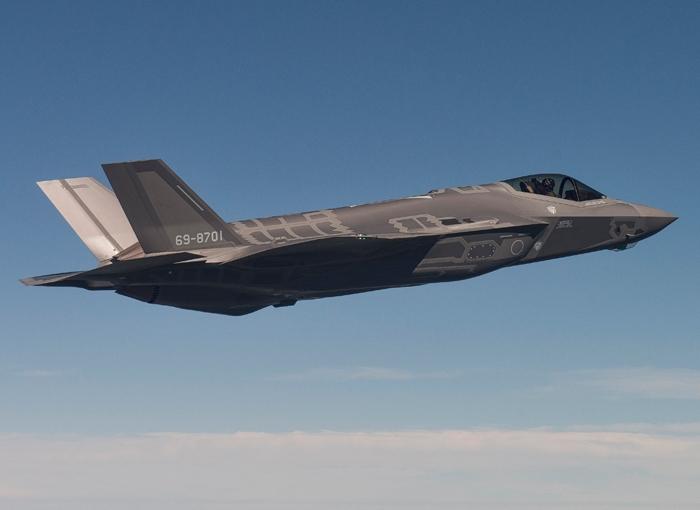 F-35A_from_the_Japan_Air_Force.jpg
