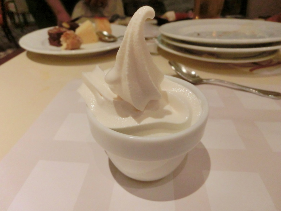 カトレア　ソフトクリーム.jpg