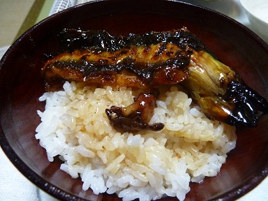 121120下り鰻のかば焼き丼.jpg