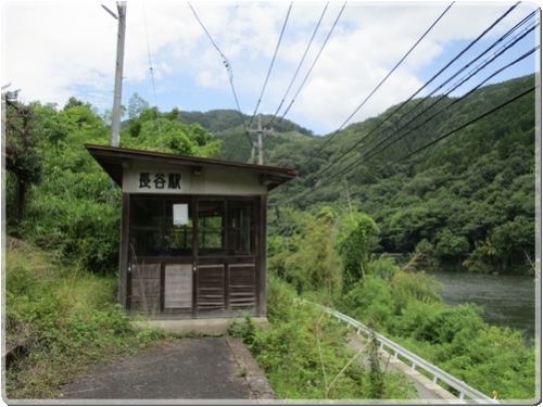 0353旧三江線（長谷駅）_0353.jpg