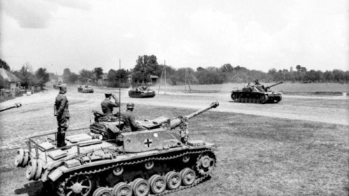 inf-div-gd-stug-parade.jpg