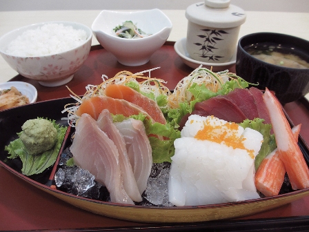 sashimi set.jpg