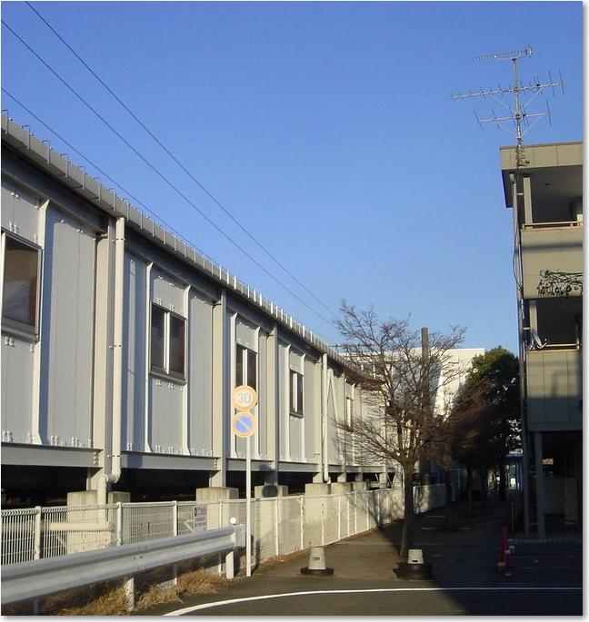 68ホームの裏側