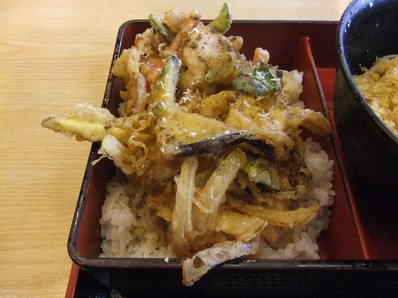 一ツ家１丁目・まるか家のホタテかきあげセット１20131109.JPG