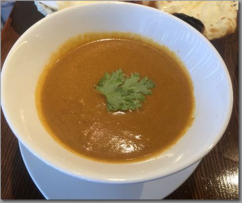 BOMBAY_04_チキンカレー.jpg