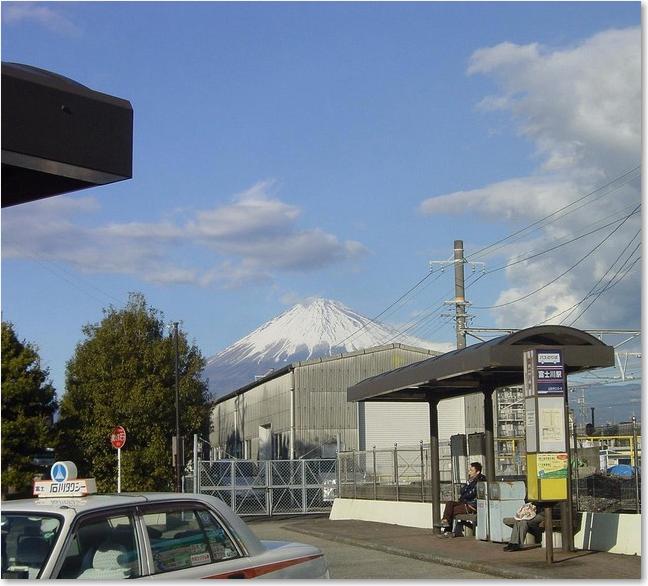 49駅前富士