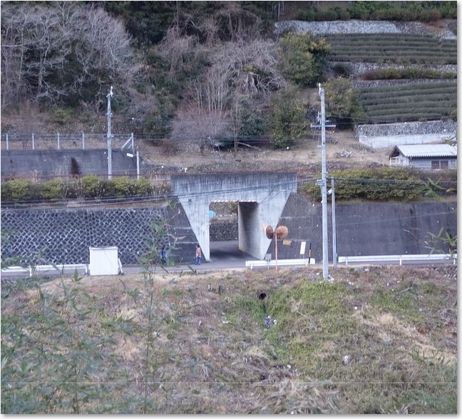 53高山本線の架道橋