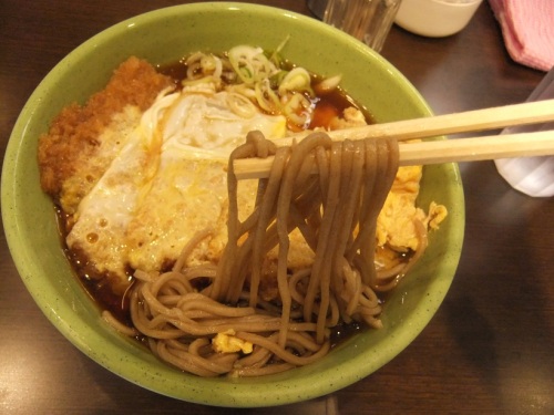 グル麺＠東京駅のカツ煮そば３20120729.JPG