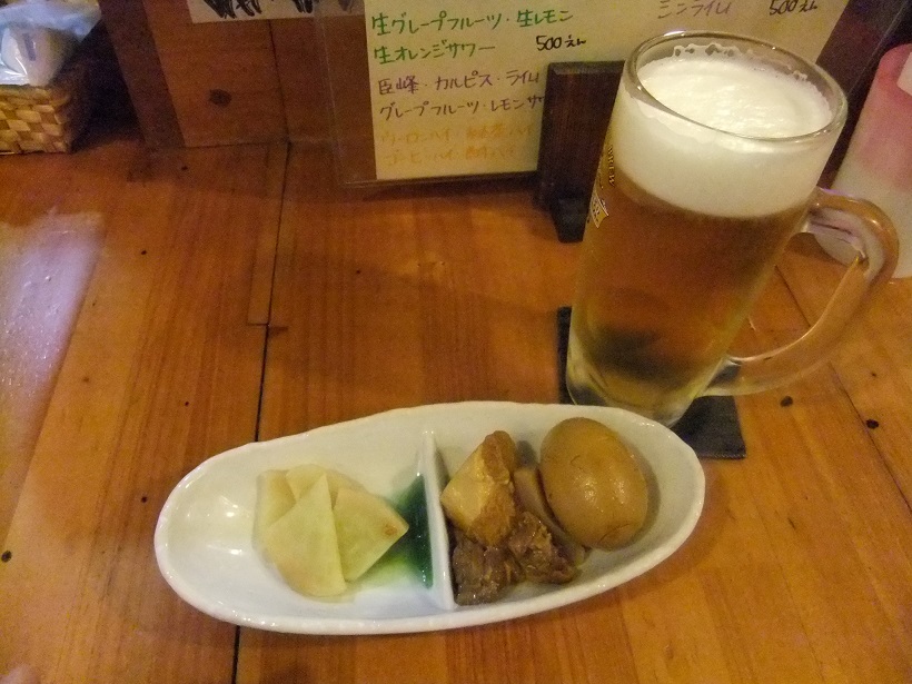 ふわり＠八戸屋台村みろく横丁の生ビールとお通し20140125.JPG