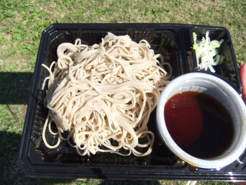 信州ぼくちそば（ざるそば600円)＠石田屋一徹・第１回全国ご当地そば祭りinすぎと１