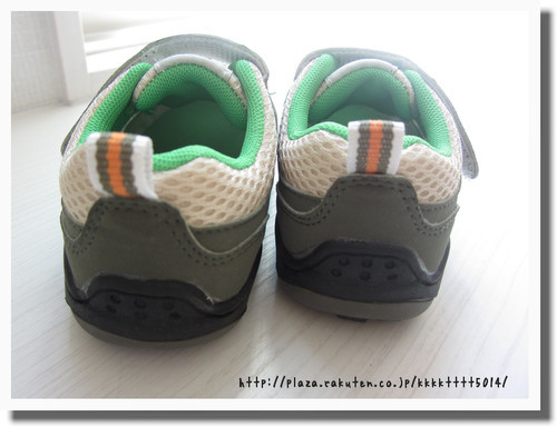 息子の靴 (2).jpg