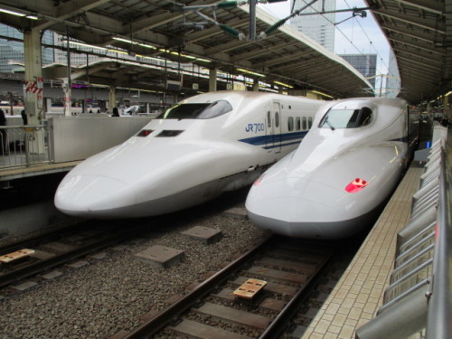 東京駅での700系新幹線