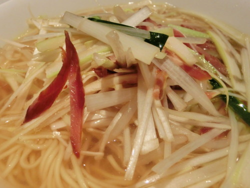 鼎泰豐　ねぎチャーシュー麺.jpg