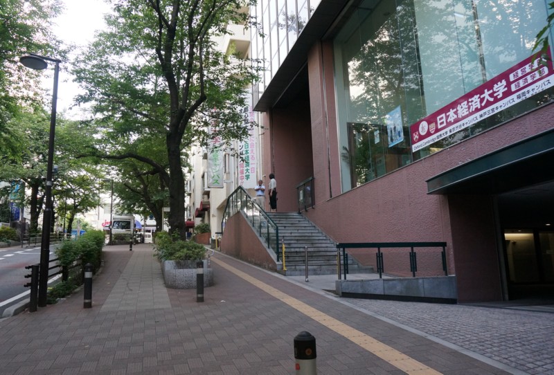２．桜丘町：桜並木-07D 1705qt.jpg