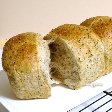 130211 さらにスパイシーな ふすま入り山型食パン