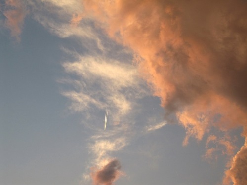 飛行機雲1.JPG