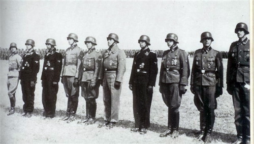 Das Reich award ceremony 1943 Kharkov.jpg