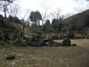 P2240192-10湯殿跡庭園 諏訪館庭園.jpg