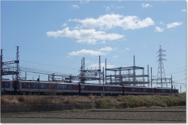 92変電所と近鉄電車