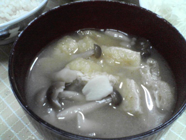 味噌汁22091203