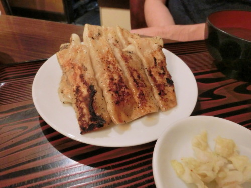 スヰートポーヅ　焼き餃子.jpg