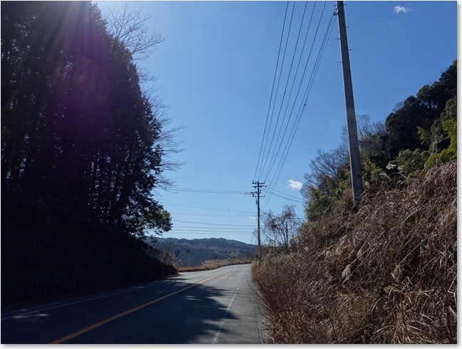 03こんな道です