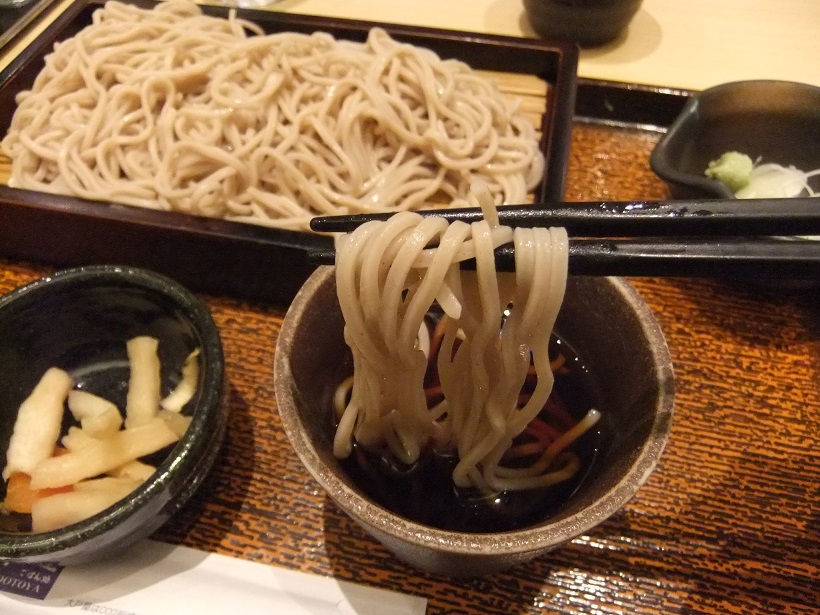 西新井栄町１丁目・大戸屋のミニかぐろ丼とせいろそばセット20140119.JPG