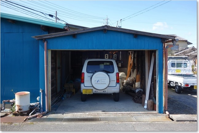96車庫のジムニー