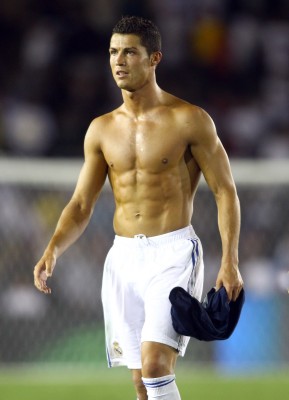 Cristiano-Ronaldo-001.jpg