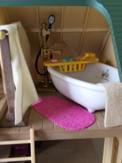 緑の丘のすてきなお家