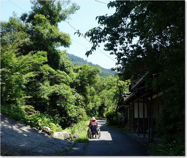 29車椅子のご婦人