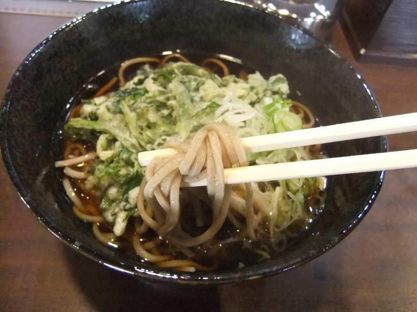 東伊興３丁目・とらやの春菊天そば２20130829.JPG
