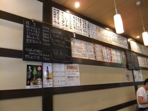 本木１丁目・そば久の壁メニュー１20120703.JPG