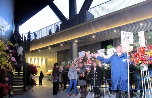 EXシアター お花 2.JPG